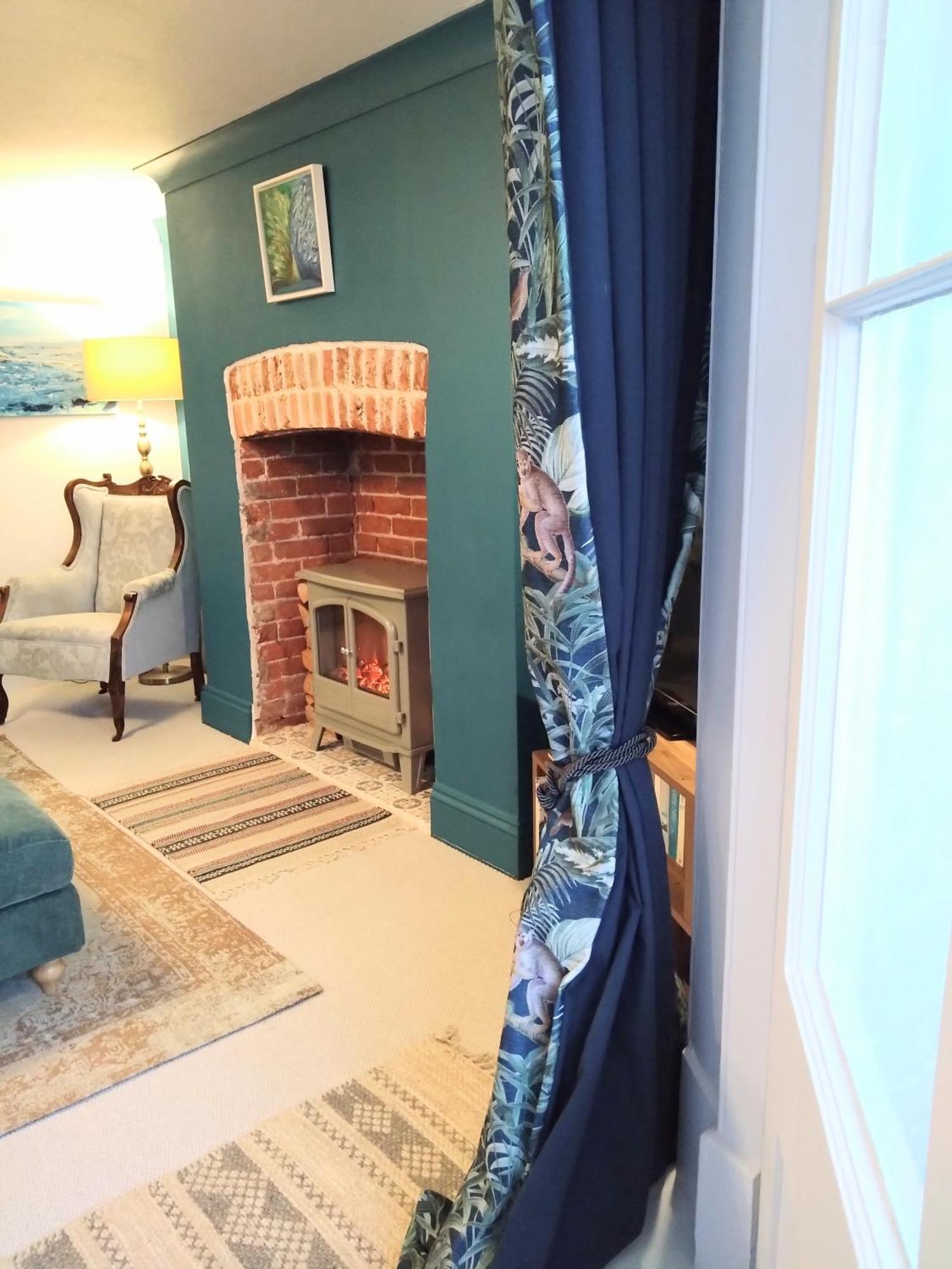 Beachfront Studio Apartment Felixstowe Kültér fotó